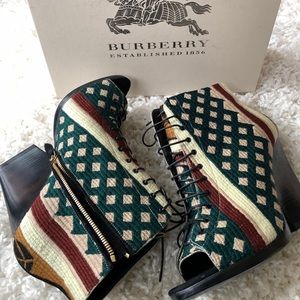 Burberry Peep Toe Ankle Bootie size 39